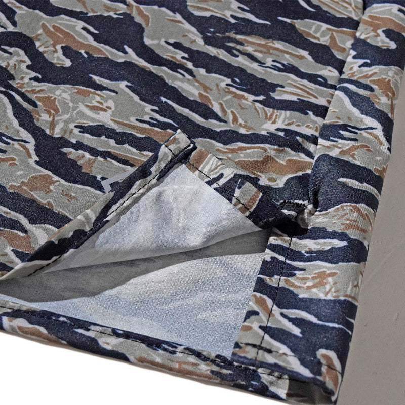 Universal Shorts(Tiger Camo)
