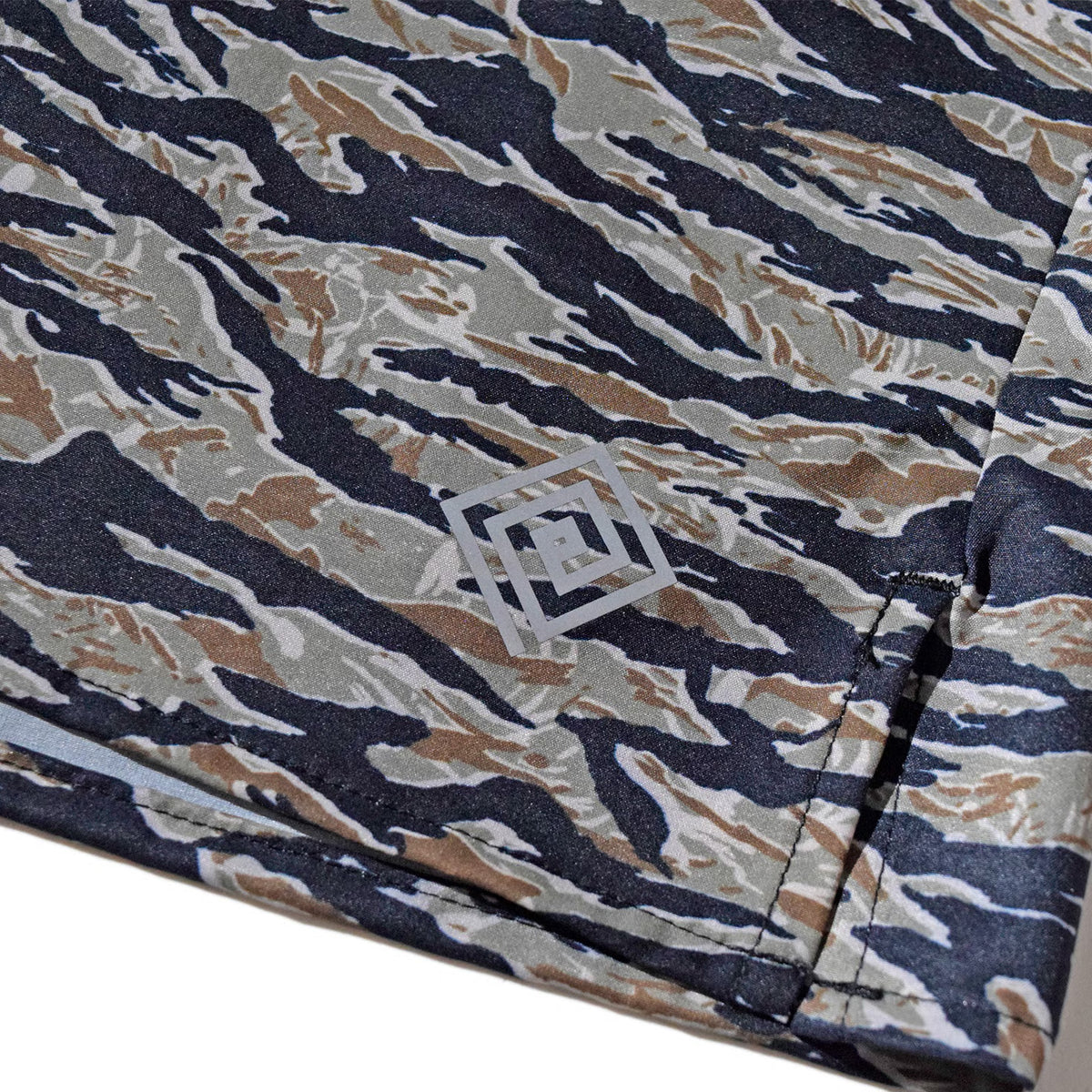 Universal Shorts(Tiger Camo)
