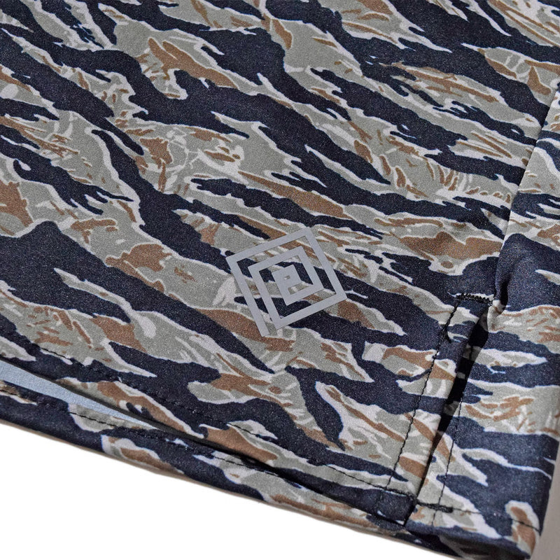 Universal Shorts(Tiger Camo)