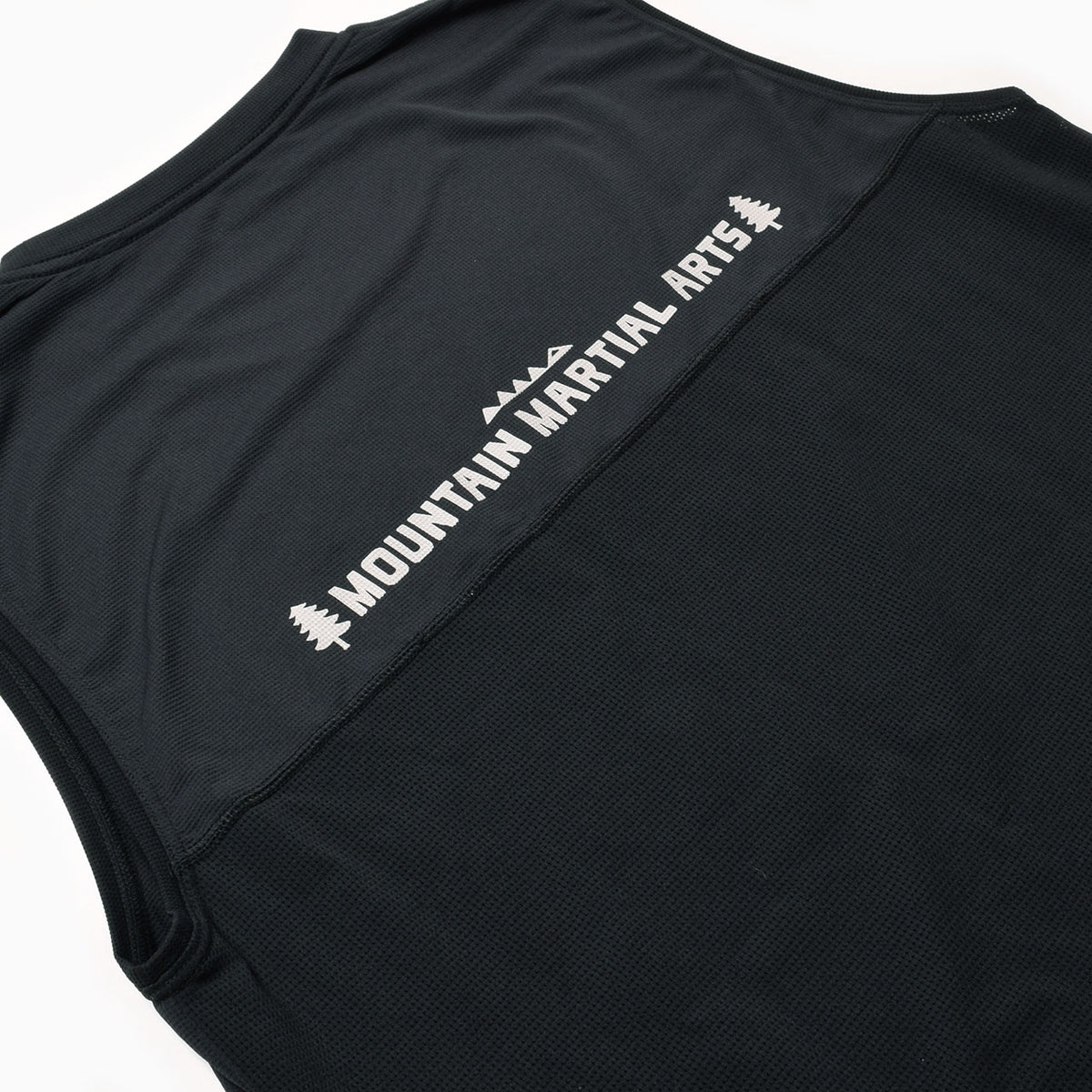 MMA TRAIL Mesh Panel Sleeve-less Black