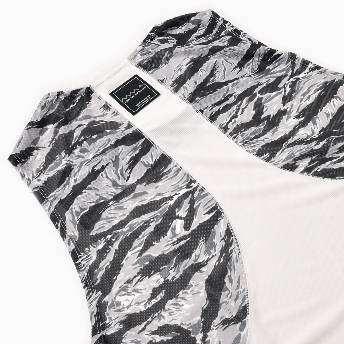 MMA 100MPJ Trail Sleeve - White