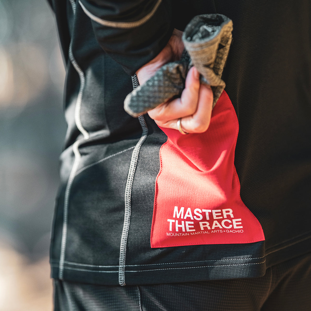 MMA GACHIO "MASTER THE RACE" Long Tee Black