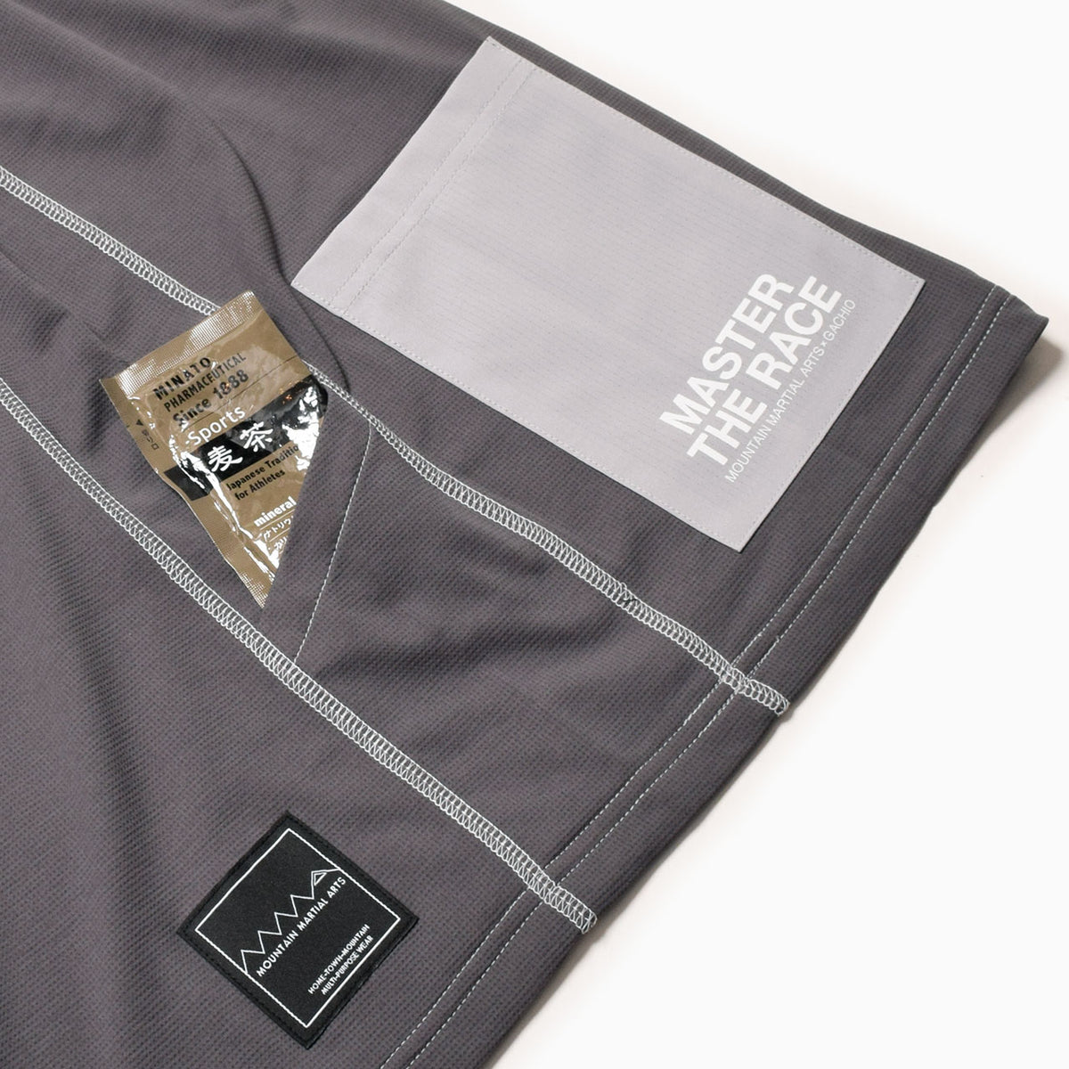MMA GACHIO "MASTER THE RACE" Long Tee Charcoal