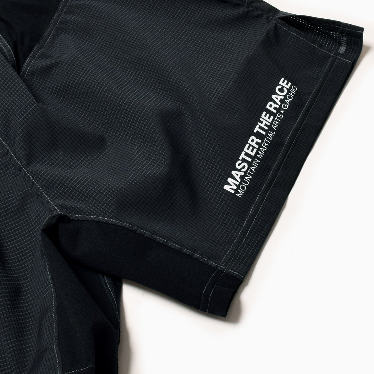 MMA GACHIO "MASTER THE RACE" Multi Pocket Run Shorts Black