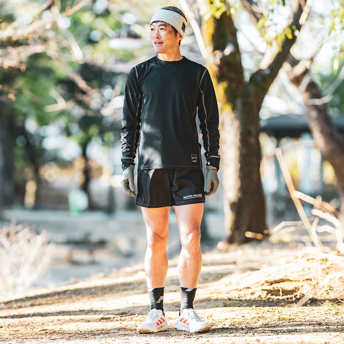 MMA GACHIO "MASTER THE RACE" Multi Pocket Run Shorts Black