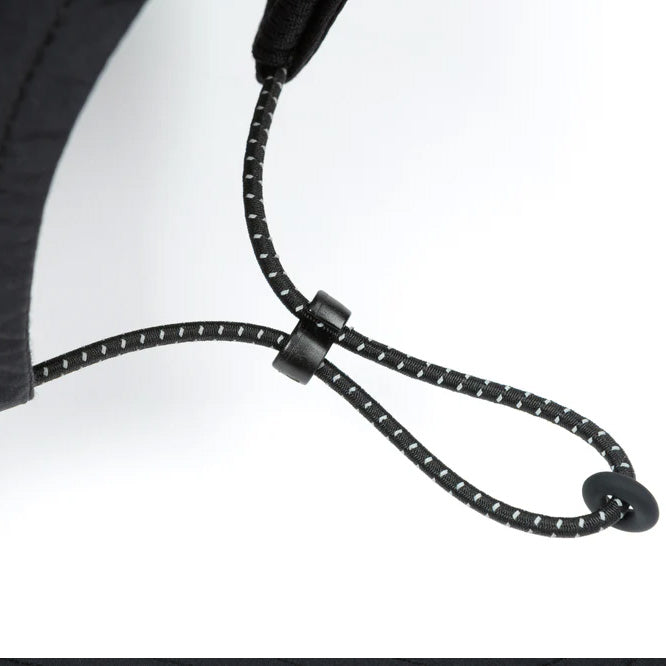 FliteSilk™ 5‑Panel Pinch Cap Black