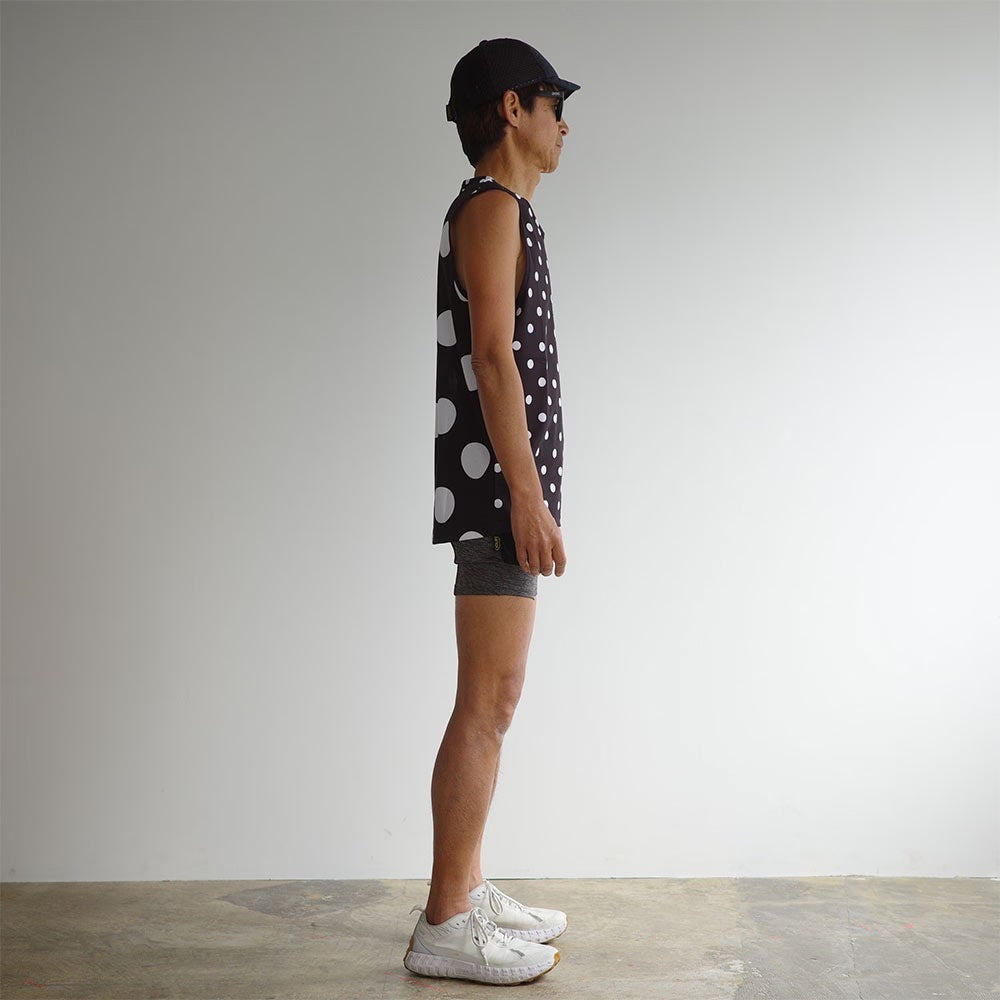 DOT NOSLEEVE - BLACK -