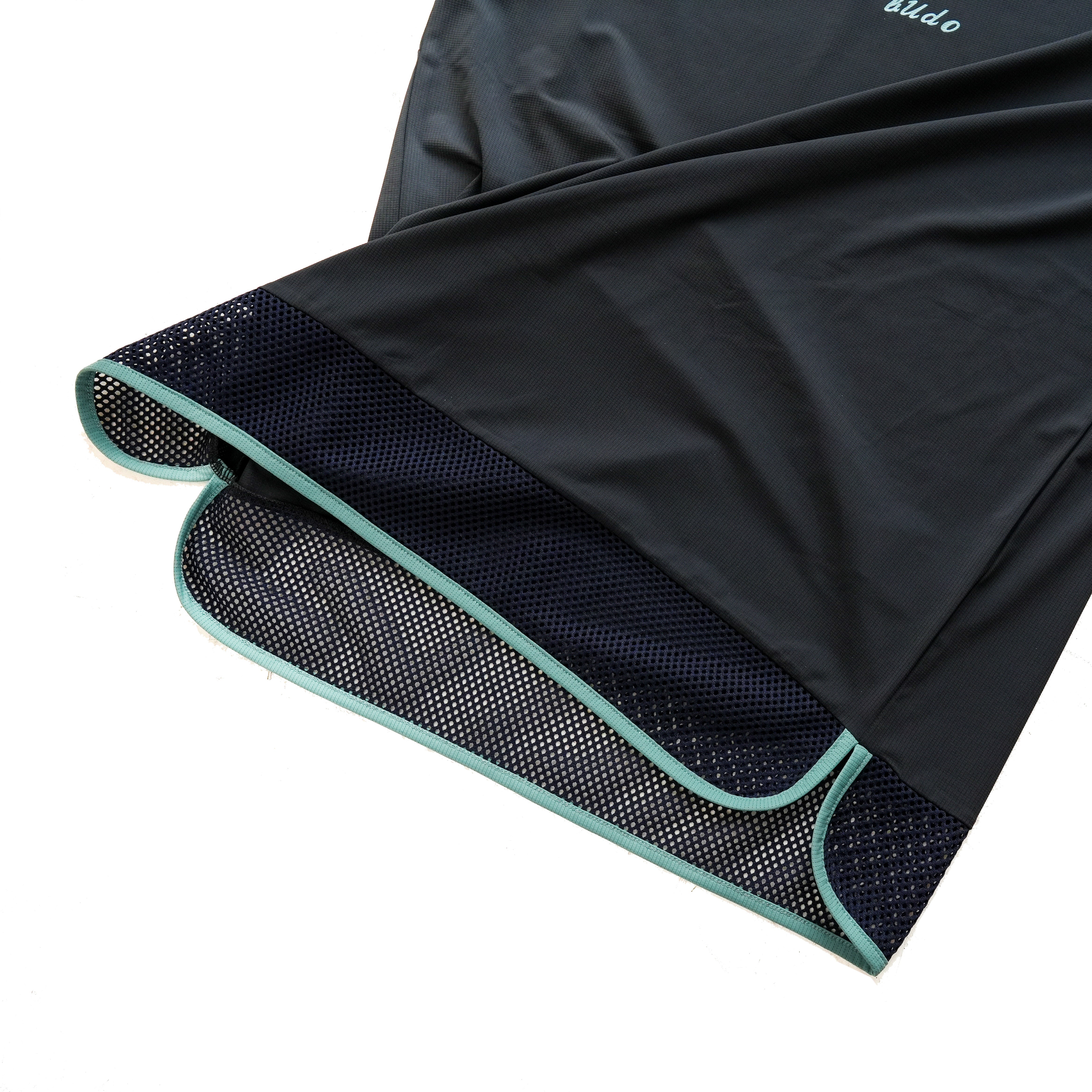 Ventilate Aero Top Sleeve_less :Black – CONNECTED