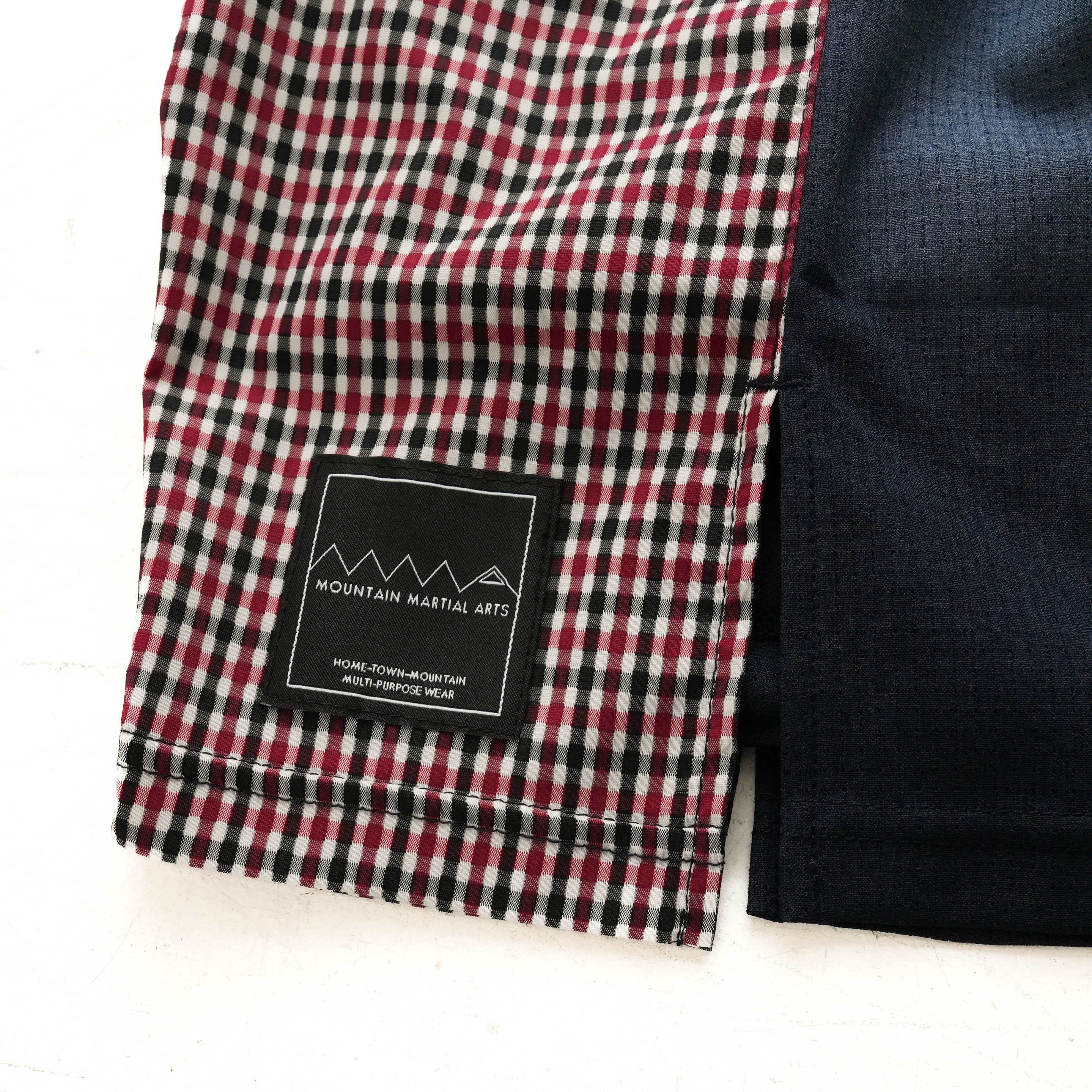 MMA Side Graphic Run Shorts V3 Red Check – CONNECTED