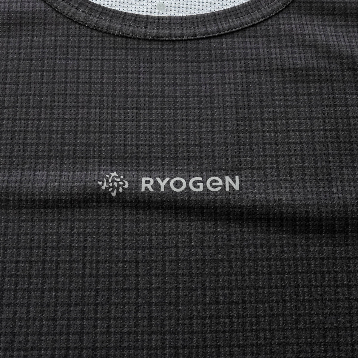 GUNCLUB ONEDAY H/S TEE  BLACK