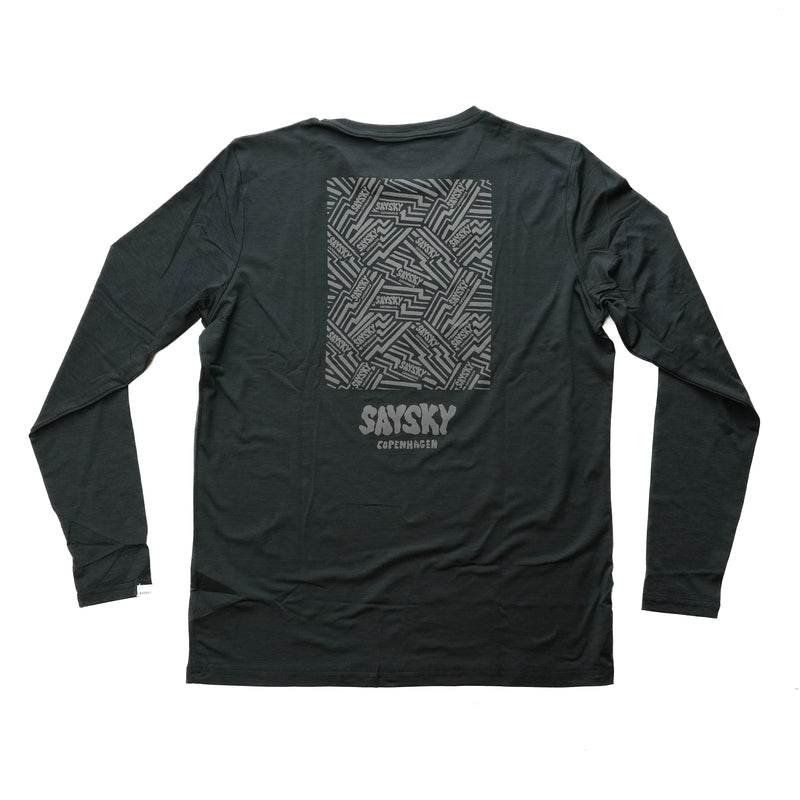 ランニングTシャツ（ロングスリーブ） Reflective Logo Pace Long Sleeve - Black [メンズ]