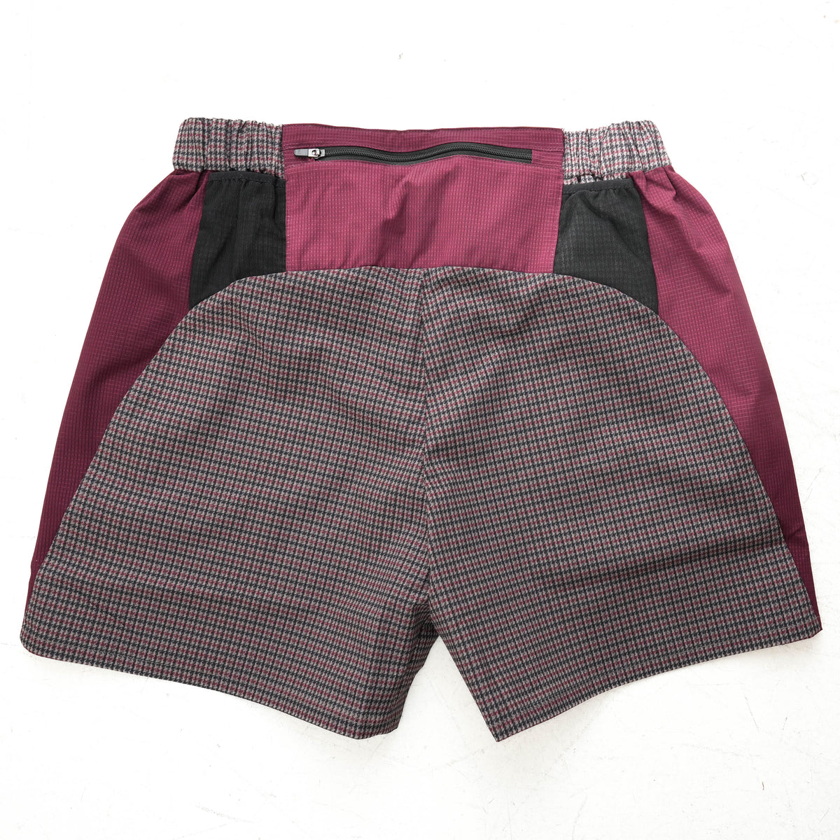 GUNCLUB RUN ROUND SHORTS BROWN