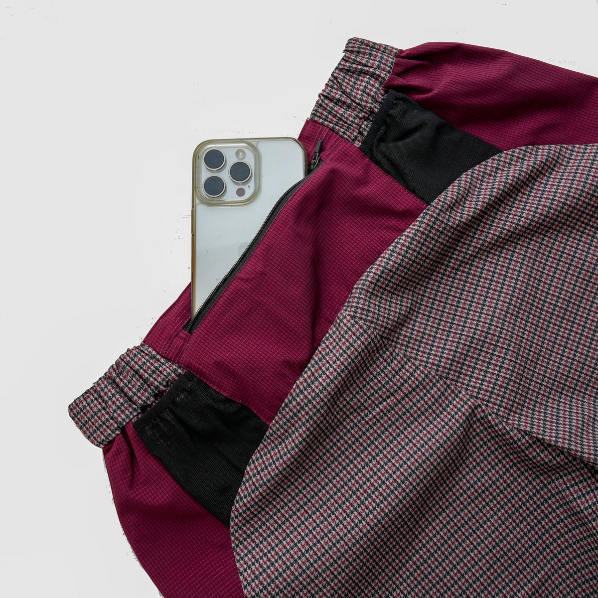 GUNCLUB RUN ROUND SHORTS BLACK