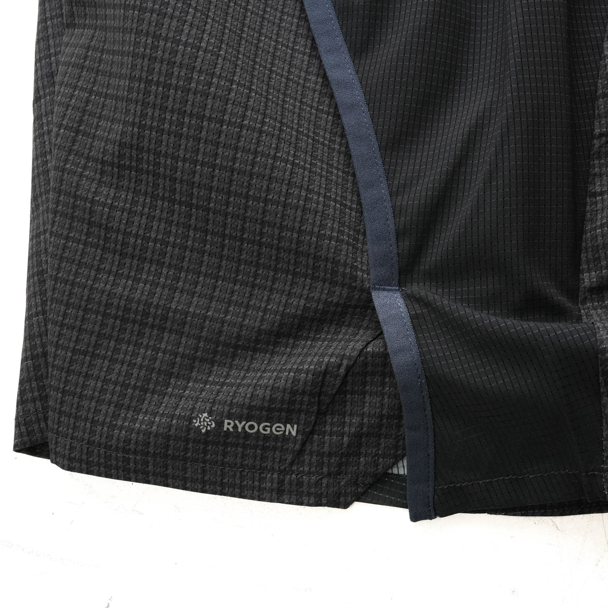 GUNCLUB RUN ROUND SHORTS BLACK