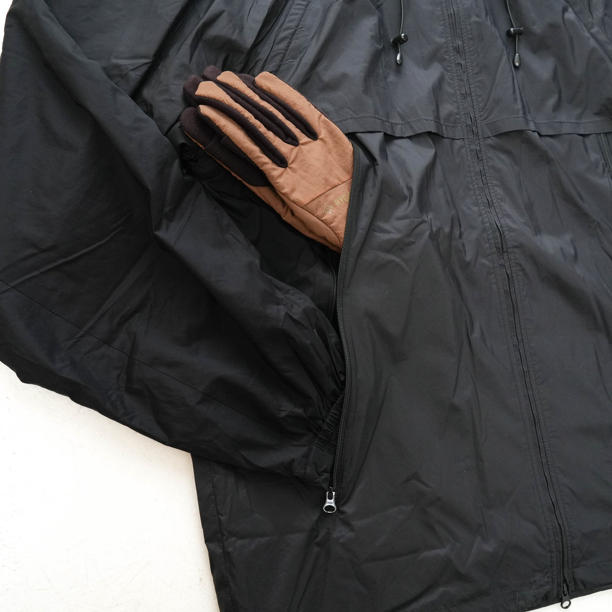 Octa DETACHABLE JACKET BLACK