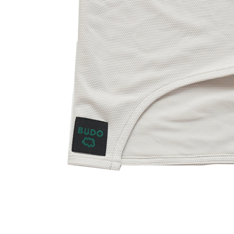Mountain Pass top Sleeve_Less Off white