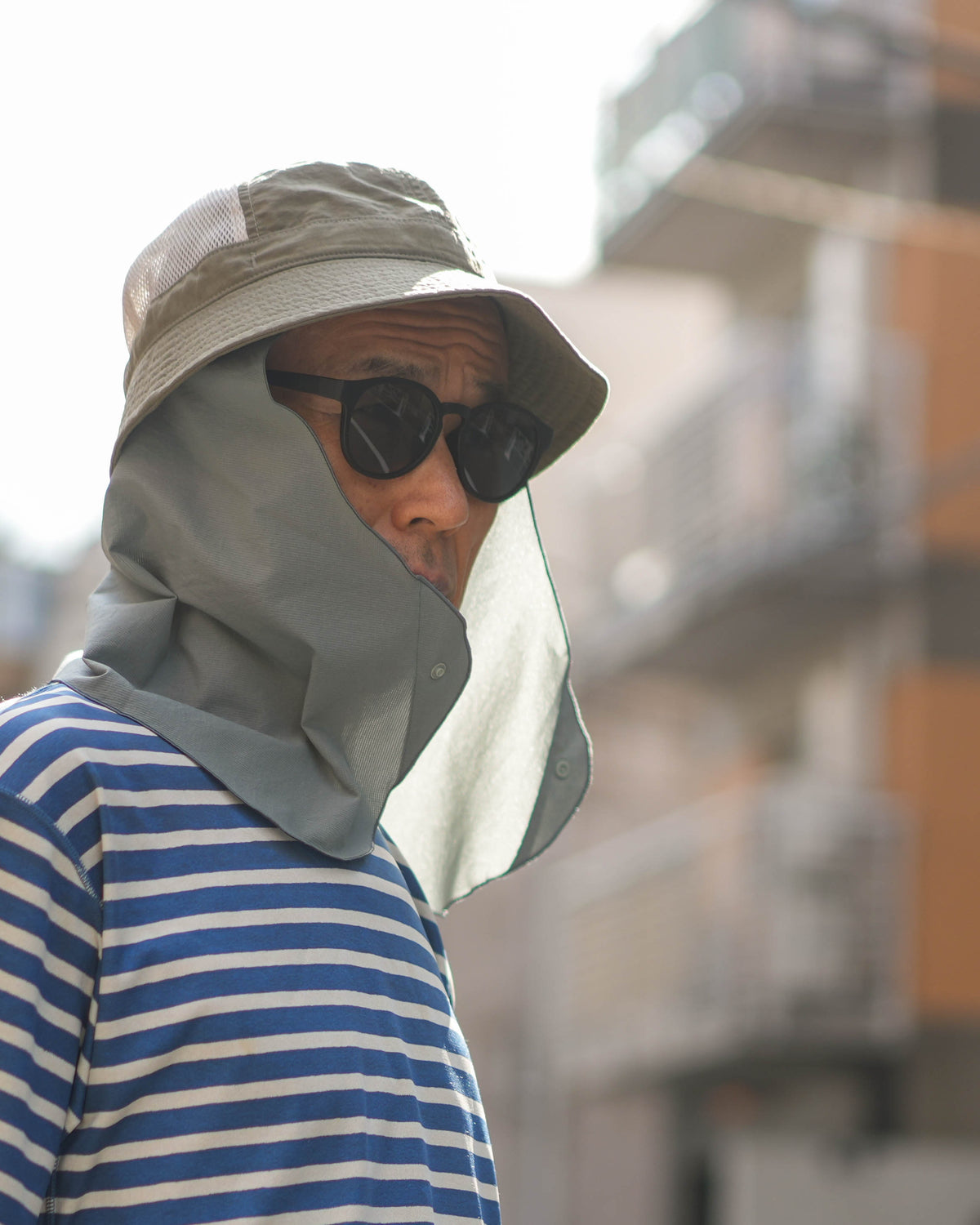Sunshade Coast Grey