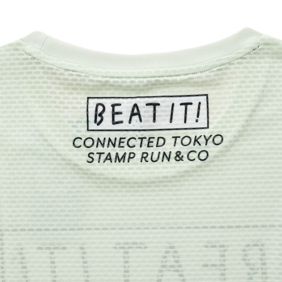 STAMP × CONNECTED GRAPHIC RUN TEE (BEAT IT!) PALE PISTACHIO
