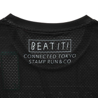 STAMP × CONNECTED GRAPHIC RUN TEE (BEAT IT!) BLACK