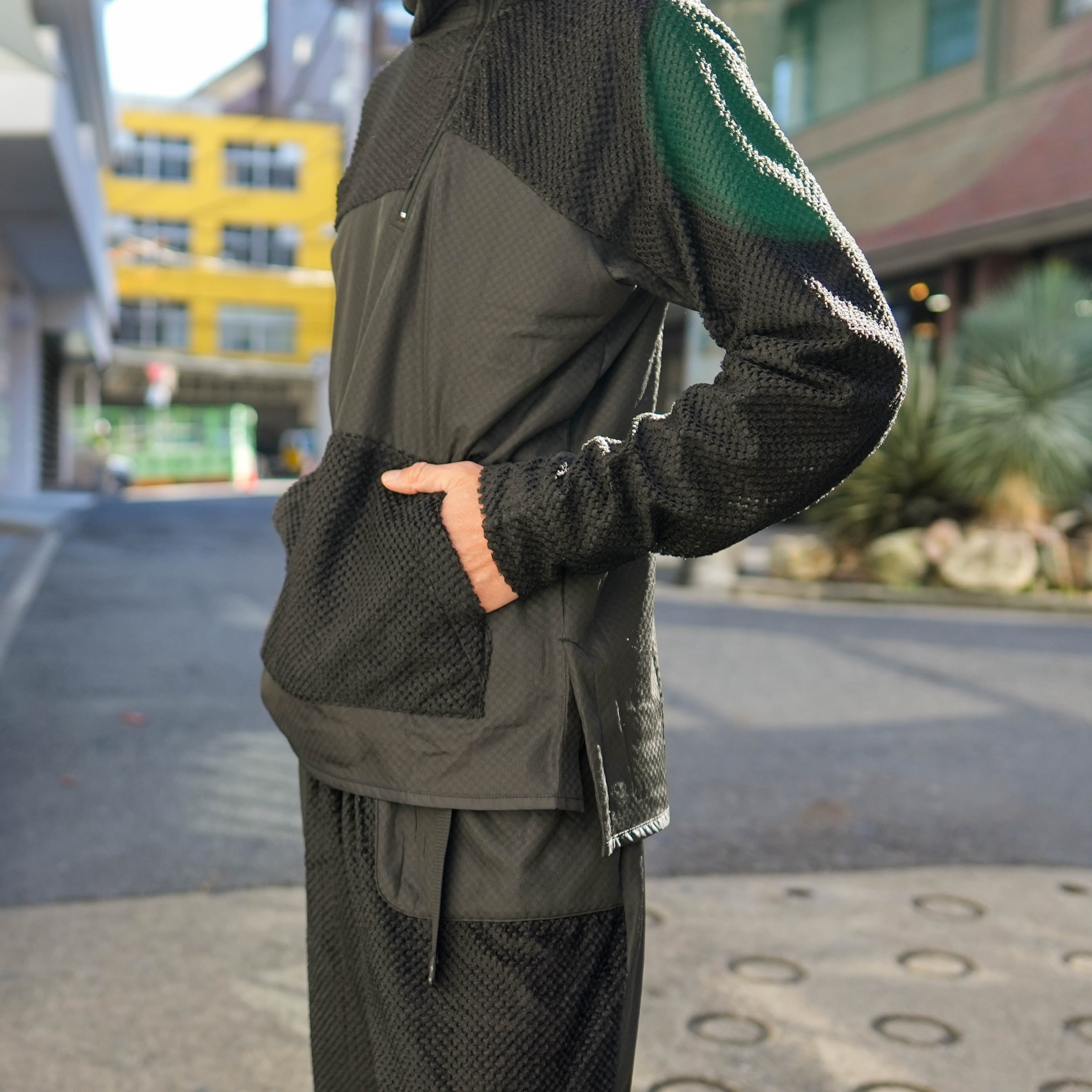 25FW Octa UTILITY HOODIE BLACK – CONNECTED