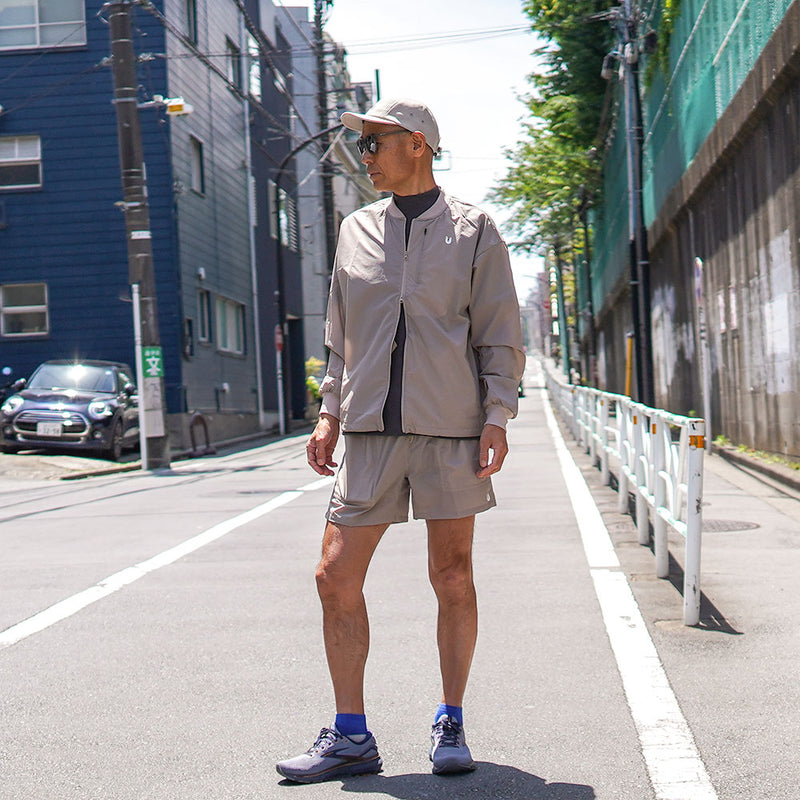 Sato Wind Blouson: Crockery