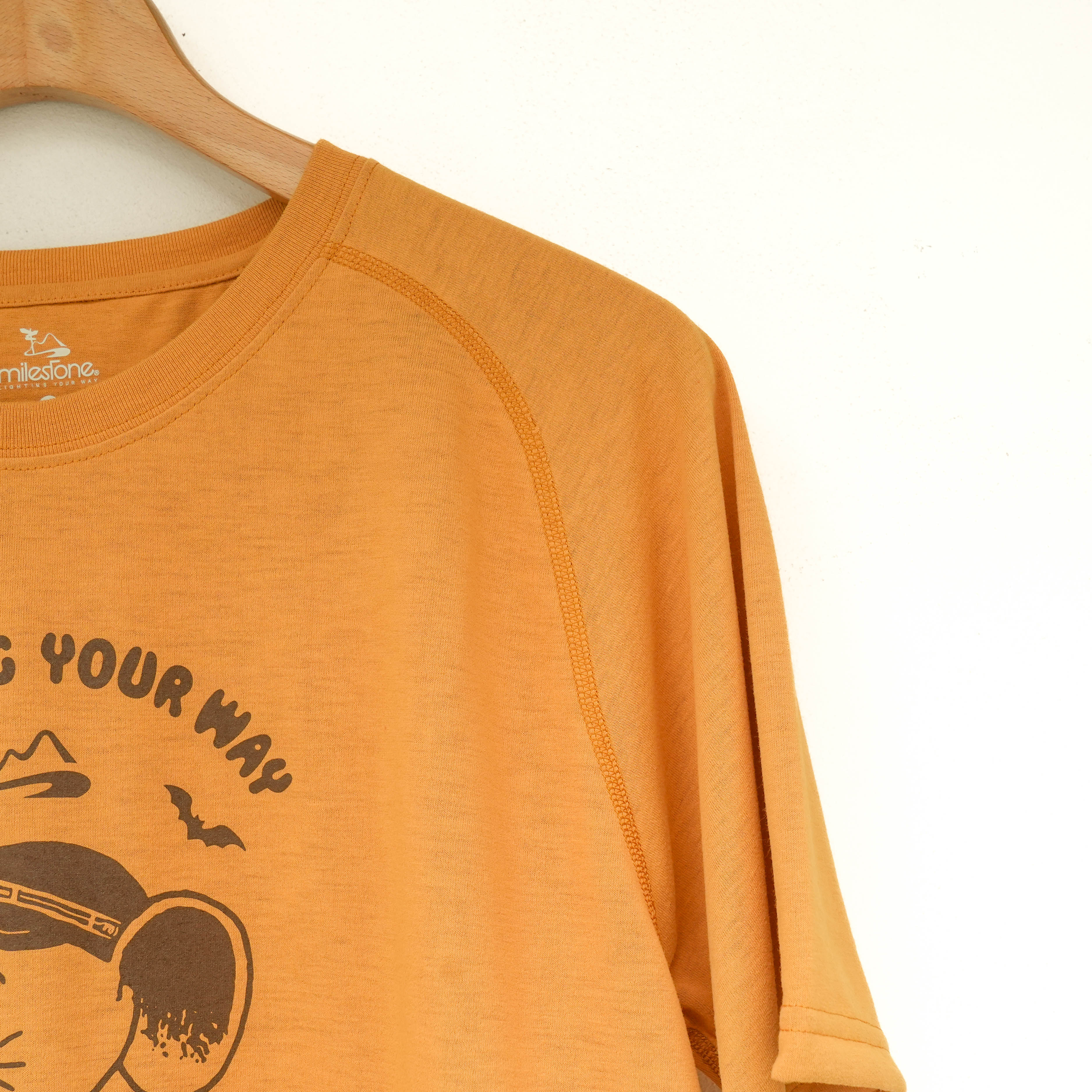 ウォーキング・ランニングウェア milestone T-SHIRTS JERRY MARQUEZ milestone / milestone x JERRY MARQUEZ T-Shirts II（Mustard