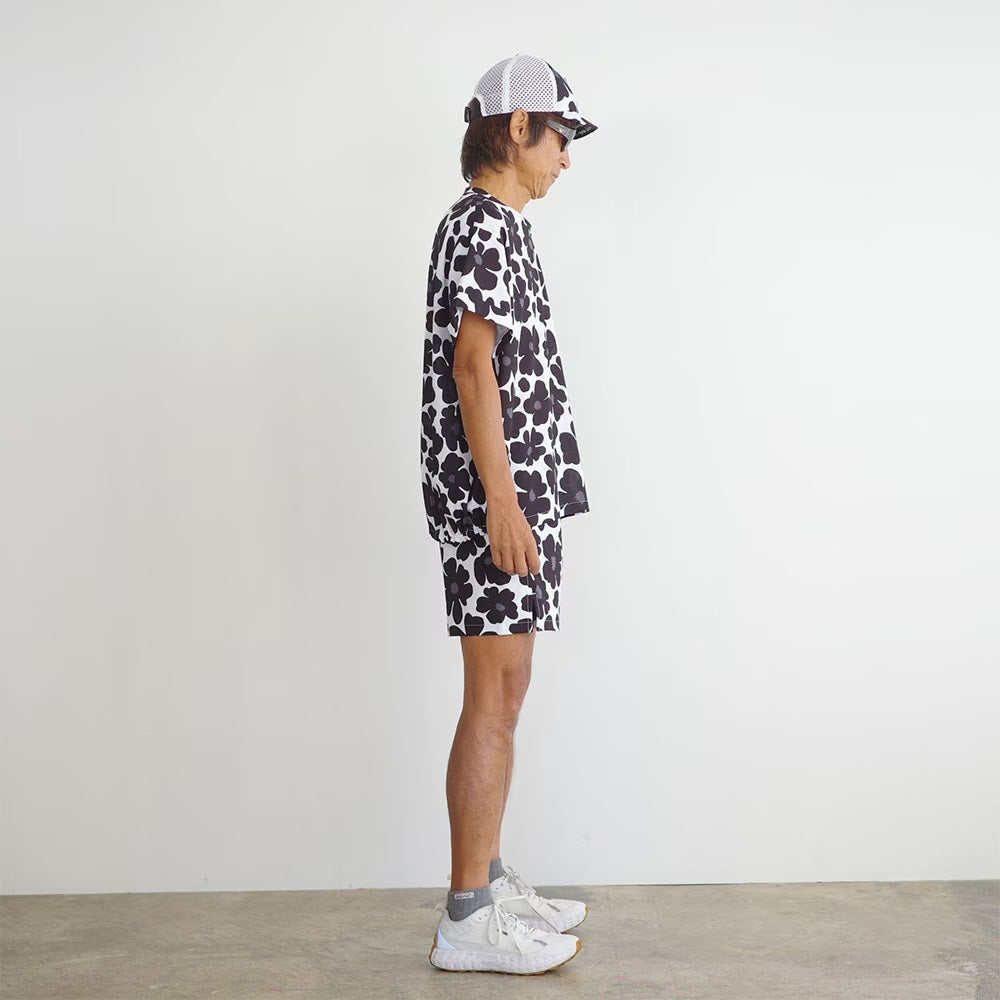 FLOWER GATHERING T-SHIRT - WHITE -