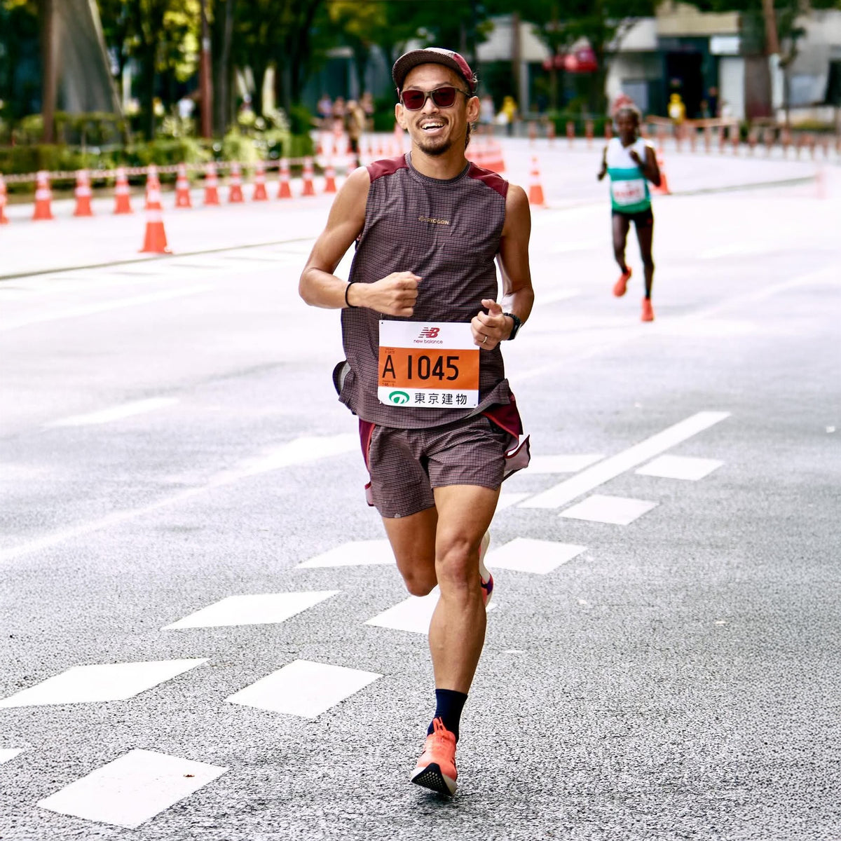 GUNCLUB RUN ROUND SHORTS BROWN