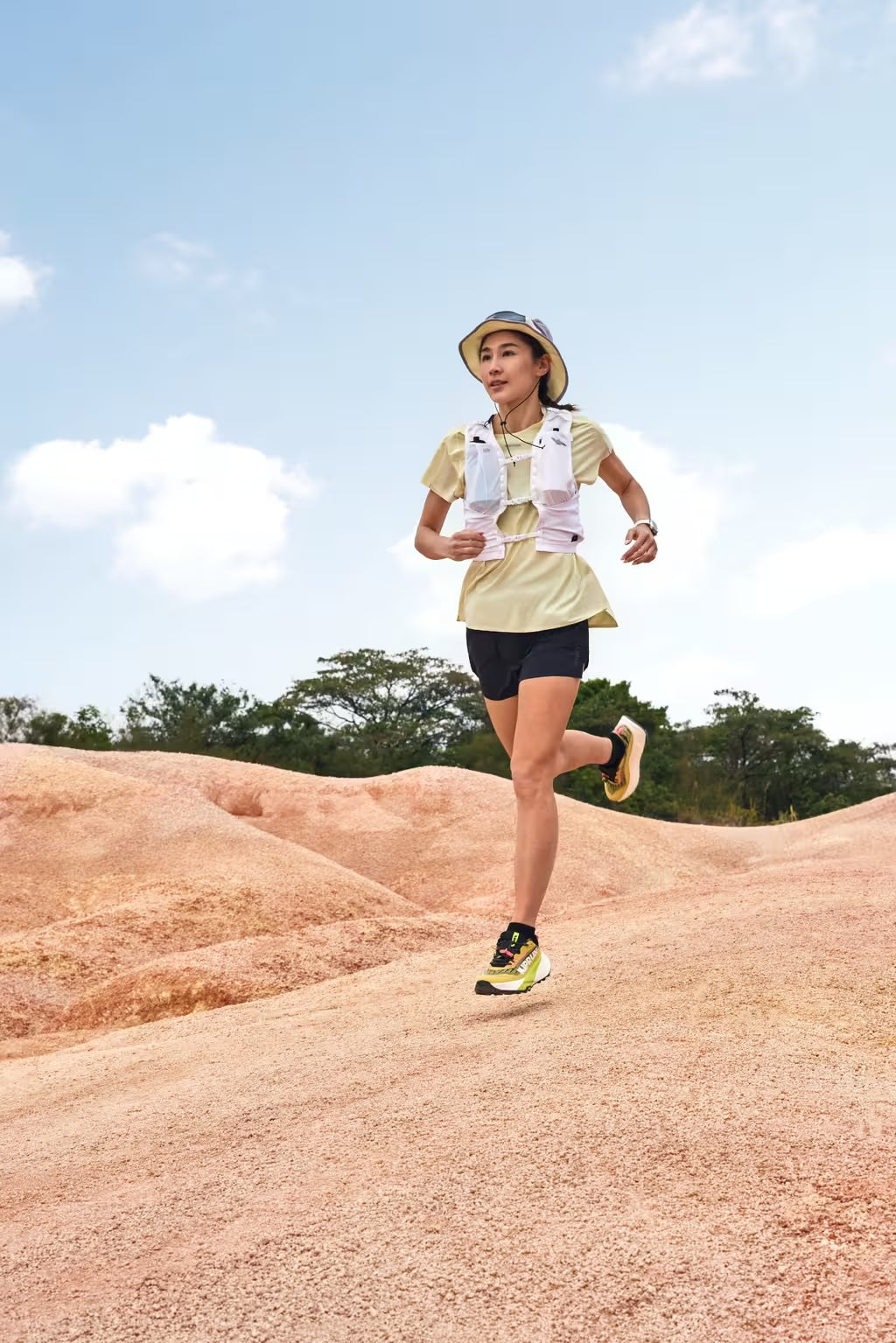 KIPRUN (キプラン) ランニング ハイドレーションベスト マラソン・競技用 900 RACE 3L - WHITE