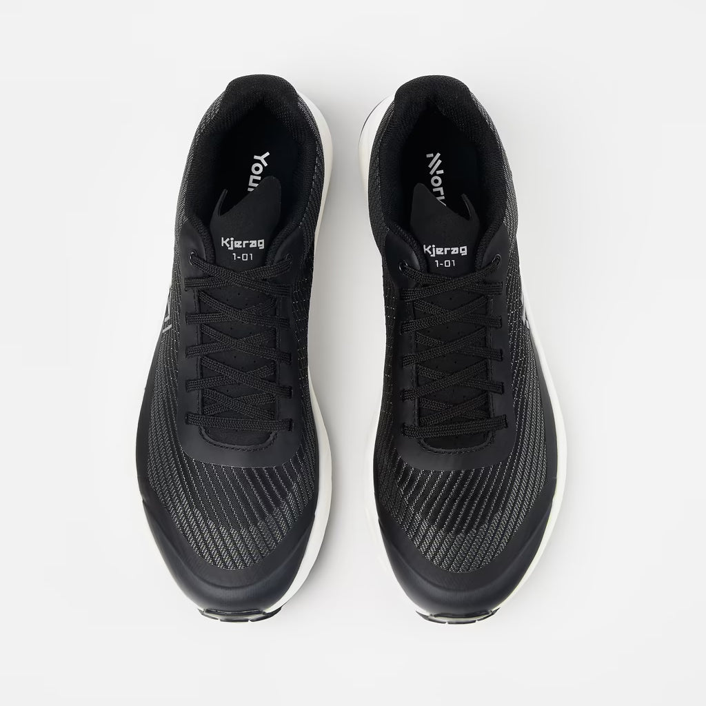 ジェーラグ |VIBRAM® Megagrip| Black – CONNECTED
