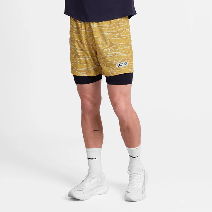 ランニングショーツ SM40007c1064 Tiger Pace 2-in-1 Shorts 5" - Yellowcamo [メンズ]