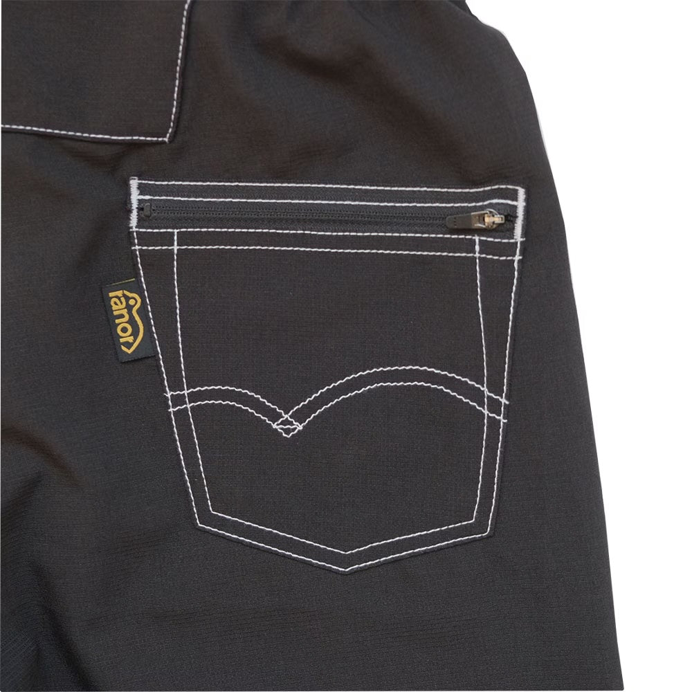 STITCH WORK MIDDLE SHORTS - BLACK -