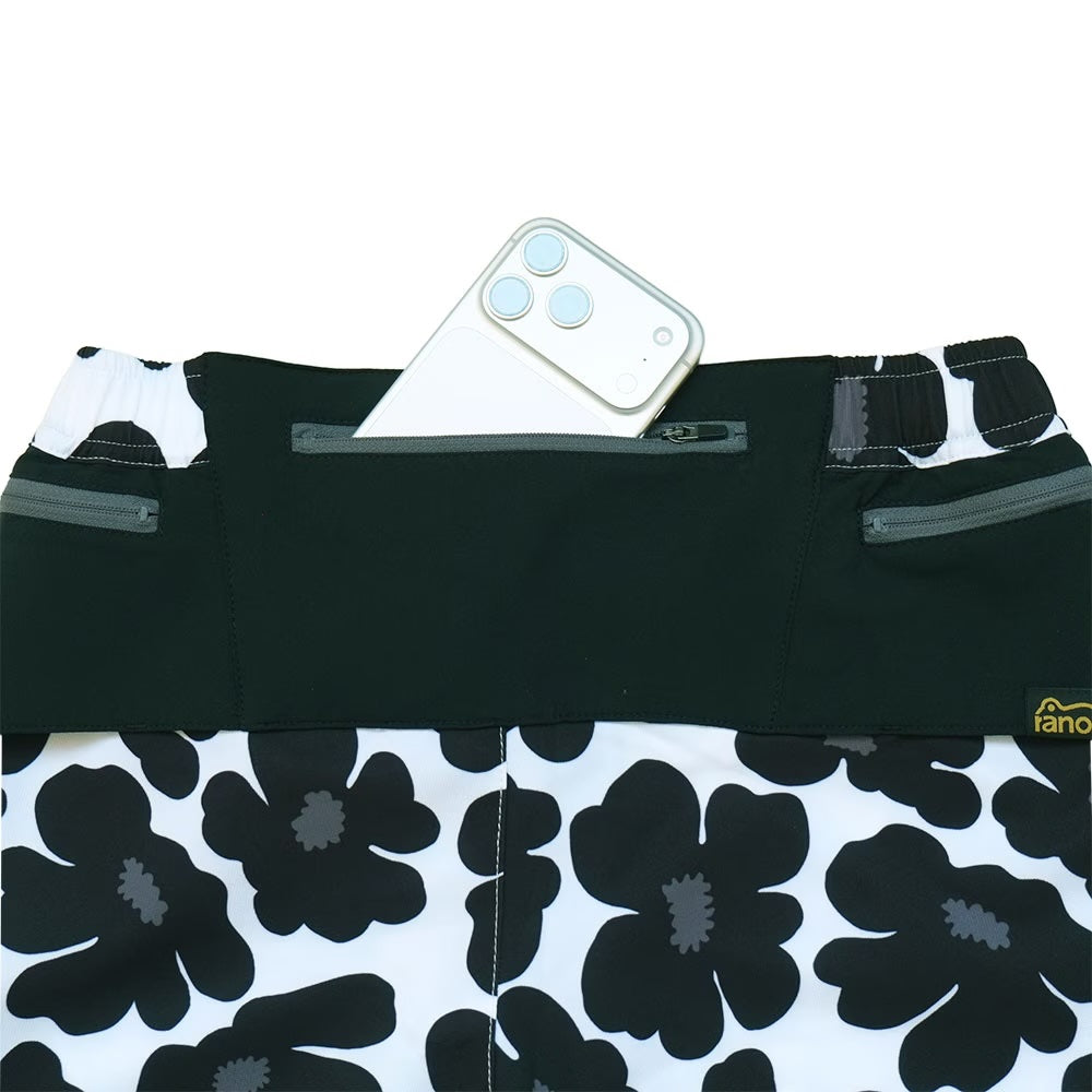 FLOWER MIDDLE SHORTS - WHITE -