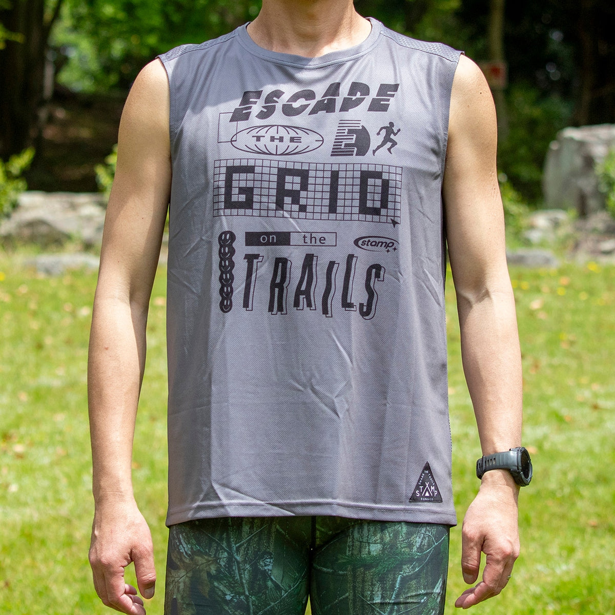 STAMP GRAPHIC TANK (ESCAPE THE GRID ON THE TRAILS)