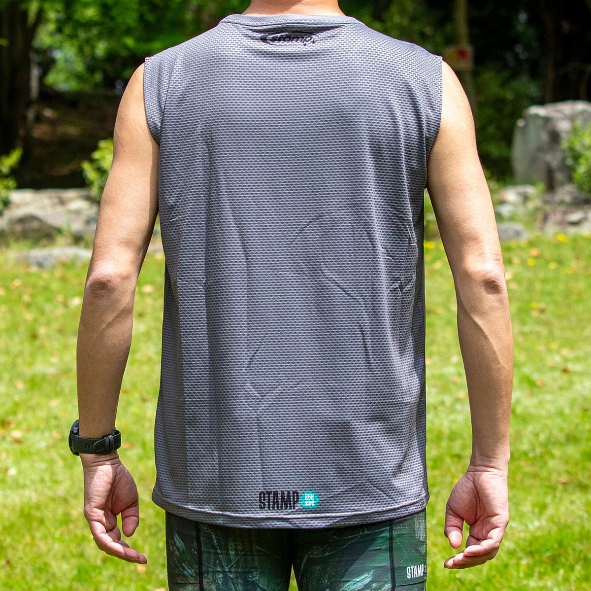 STAMP GRAPHIC TANK (ESCAPE THE GRID ON THE TRAILS)