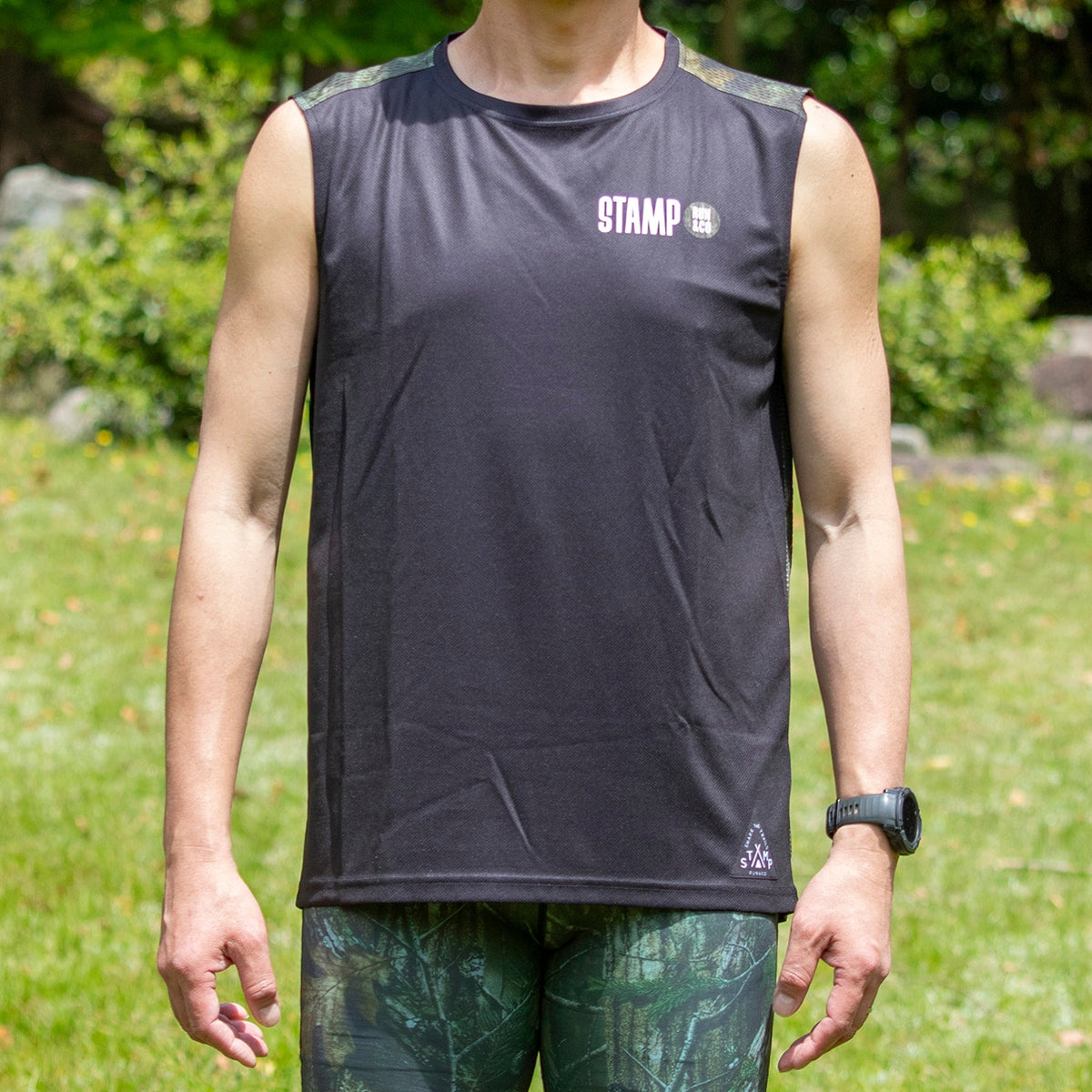 STAMP GRAPHIC TANK (BLACK / REAL TREE CAMO)