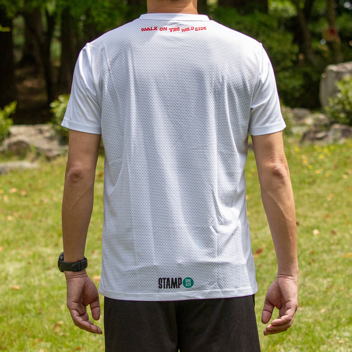 STAMP GRAPHIC RUN TEE (WALK ON THE WILD SIDE)