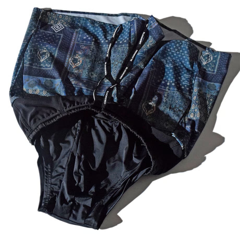 Universal Shorts -Navy　メンズレディースランニングショーツ
