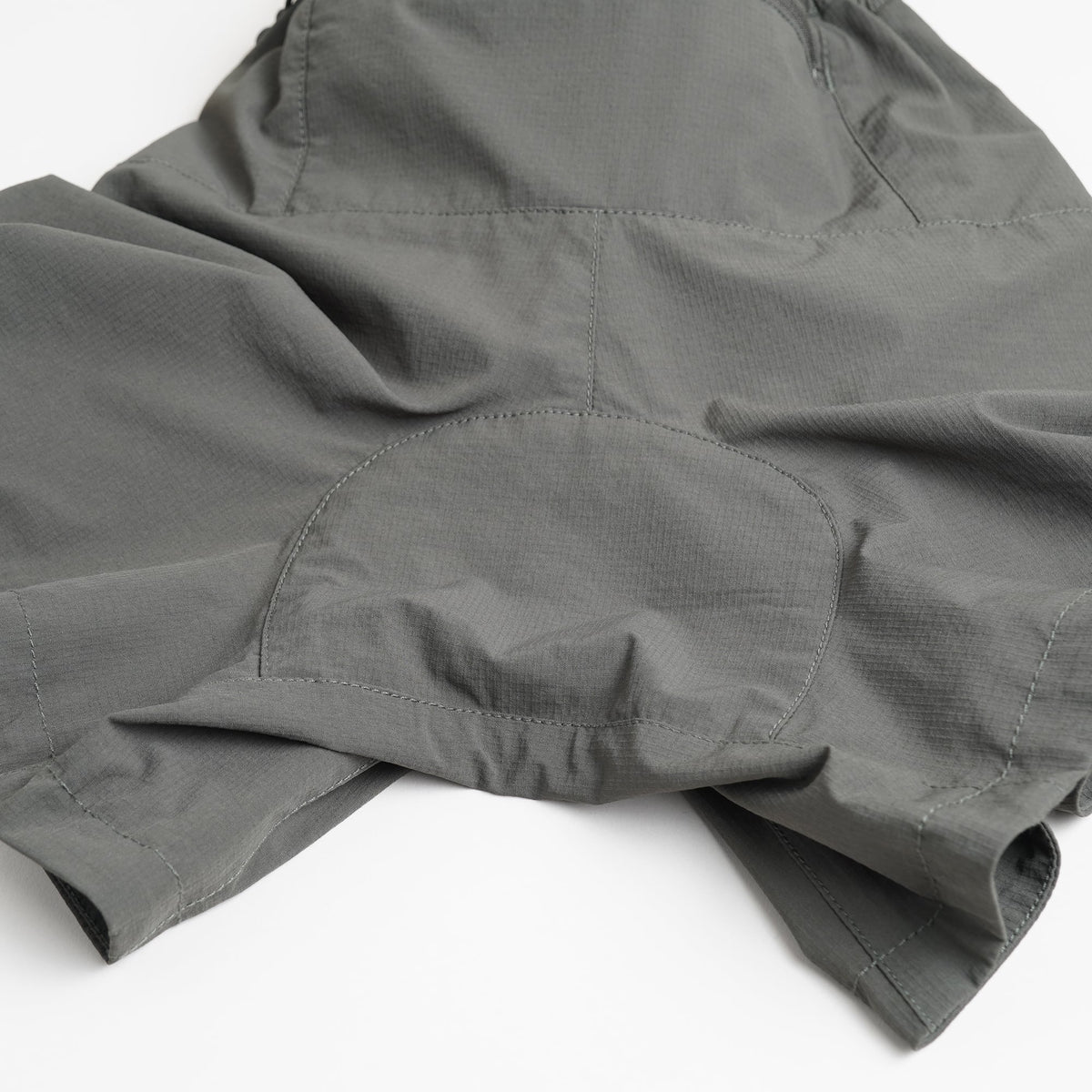 T2 Traverse Shorts / Shorts Beige